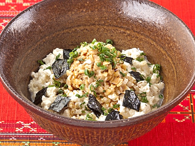 豆腐納豆丼 刻みねぎのせ