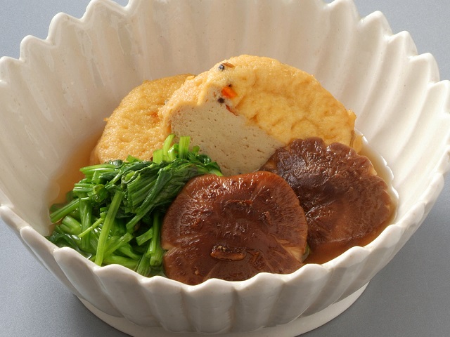 せりとがんもどきの煮物