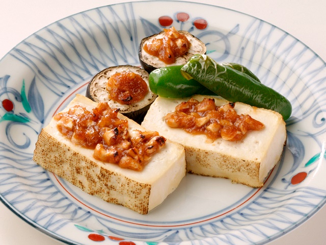 焼き豆腐のピーナッツみそ田楽