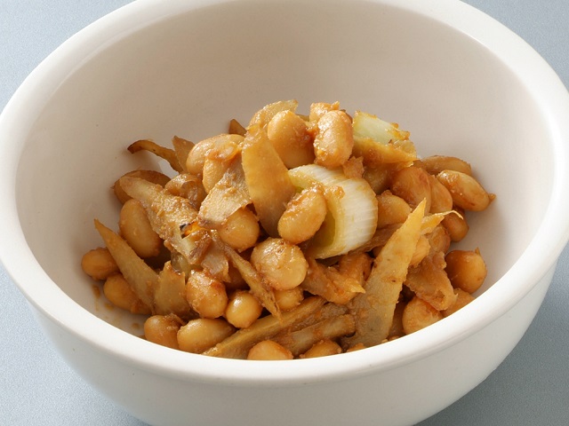 大豆とごぼうの鉄火みそ風