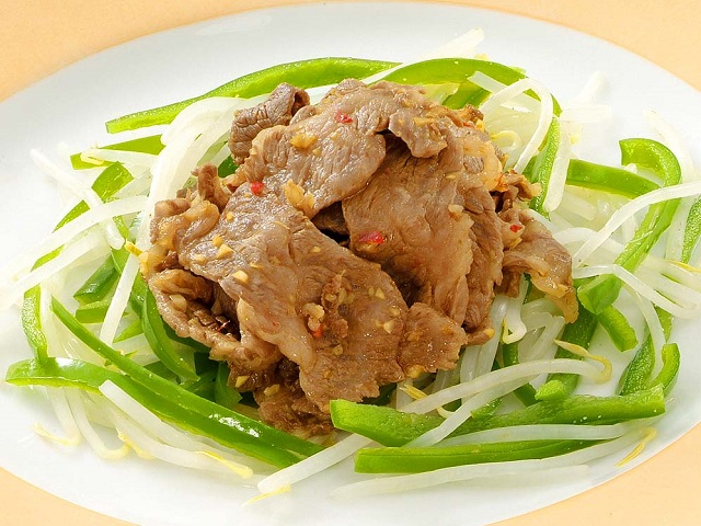 牛肉とピーマンのさっぱり炒め